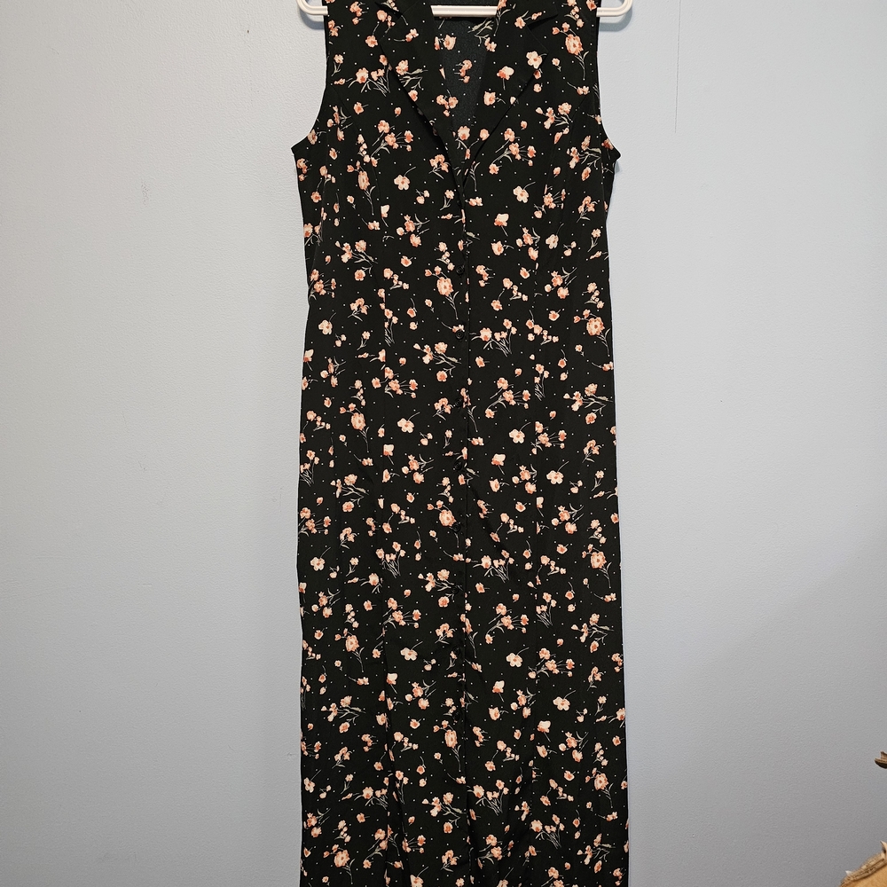 Chic Black Floral Button-Up Vest Maxi Dress
